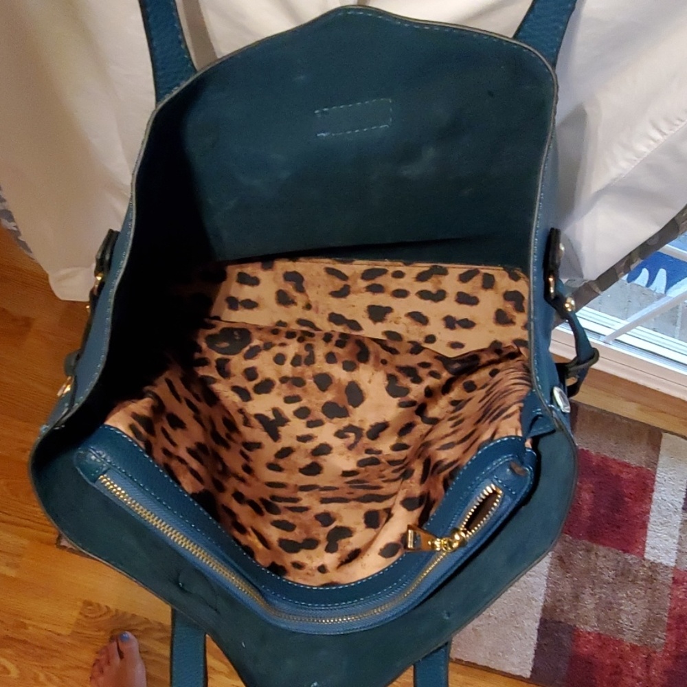 Shoulder Purse - Picture 4 of 8